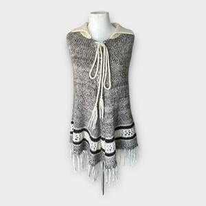 Vintage 70s MKM Designs Knitted Poncho Tie & Collar Medium Retro Boho Hippie